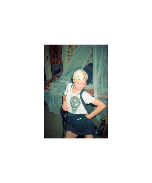 VILLA BOOKS（ヴィラ ブックス）の「ANFANG/BEGINNING: BERLIN 1994-99 by Christian Stemmler（本・メンズ・その他・FREE）」の11枚目の写真