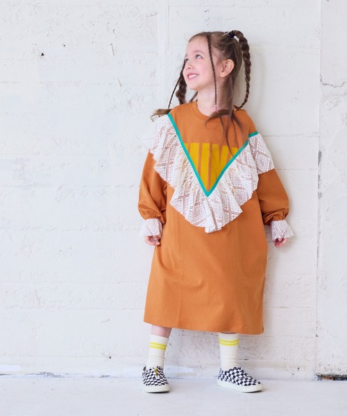 MARKEY'S(マーキーズ)の「レースフリルワンピース(ワンピース・キッズ・オレンジ/ピンク/オフホワイト・90/100/110/120/130/140/150)」の10枚目の写真