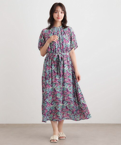 LAURA ASHLEY(ローラアシュレイ)の「【WEB限定/洗える】ハニーボーン柄 ワンピース(ワンピース・レディース・パープル系5/ブルー系・42/40/38)」の4枚目の写真