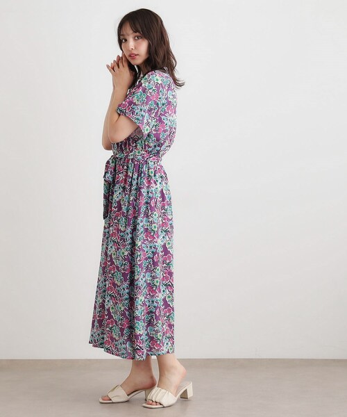 LAURA ASHLEY(ローラアシュレイ)の「【WEB限定/洗える】ハニーボーン柄 ワンピース(ワンピース・レディース・パープル系5/ブルー系・42/40/38)」の5枚目の写真