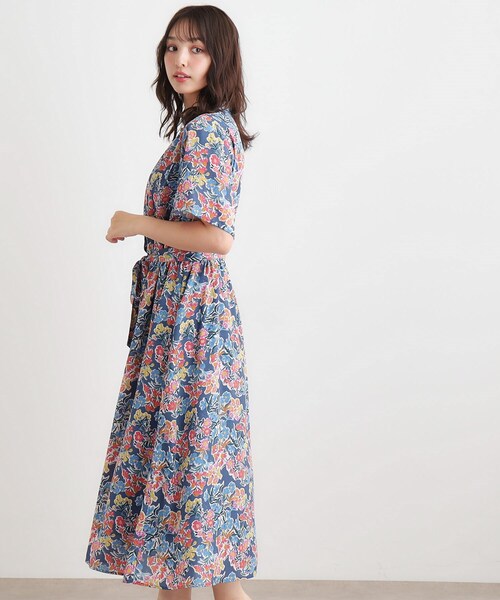 LAURA ASHLEY(ローラアシュレイ)の「【WEB限定/洗える】ハニーボーン柄 ワンピース(ワンピース・レディース・パープル系5/ブルー系・42/40/38)」の7枚目の写真