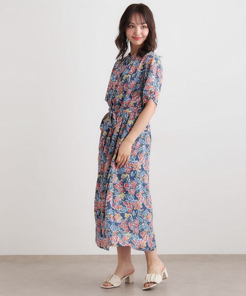 LAURA ASHLEY(ローラアシュレイ)の「【WEB限定/洗える】ハニーボーン柄 ワンピース(ワンピース・レディース・パープル系5/ブルー系・42/40/38)」の8枚目の写真