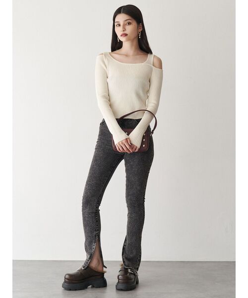 MURUA(ムルーア)の「【セットアップ対応】ジップヘムスキニーデニム(デニムパンツ・レディース・ブラック・1/2)」の9枚目の写真
