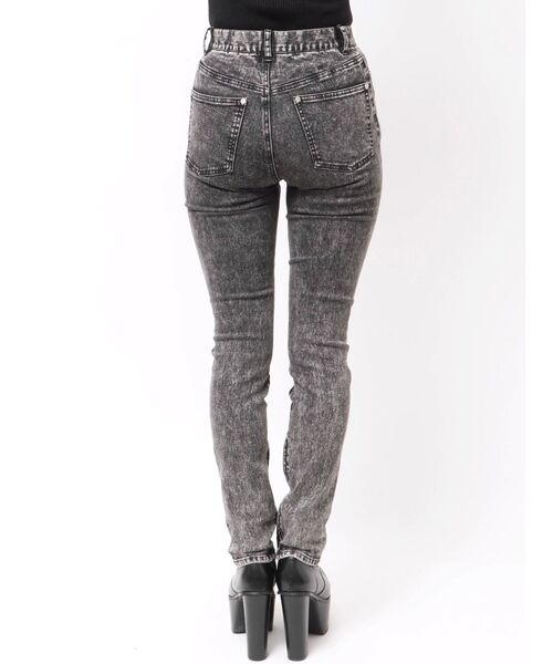MURUA(ムルーア)の「【セットアップ対応】ジップヘムスキニーデニム(デニムパンツ・レディース・ブラック・1/2)」の13枚目の写真