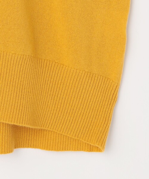J.PRESS(ジェイプレス)の「SOFT TOUCH WOOL 立ち襟 ニット(ニット/セーター・レディース・パイングリーン系/イエロー系/ダークブラウン系/ライトグレー系・T13/T15)」の16枚目の写真