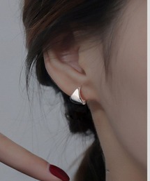 yu-ka（ユーカ）の「YU-KA:レトロトライアングルフープピアス　retro triangle hoop pierce（ピアス（両耳用））」