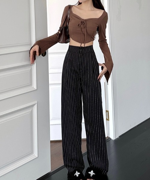 cammie(キャミー)の「ピンストライプタックパンツ(その他パンツ・レディース・グレー/ブラック・L/M)」の5枚目の写真