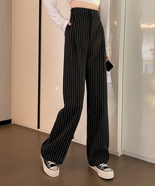 cammie(キャミー)の「ピンストライプタックパンツ(その他パンツ・レディース・グレー/ブラック・L/M)」の3枚目の写真