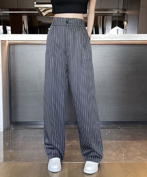 cammie(キャミー)の「ピンストライプタックパンツ(その他パンツ・レディース・グレー/ブラック・L/M)」の14枚目の写真