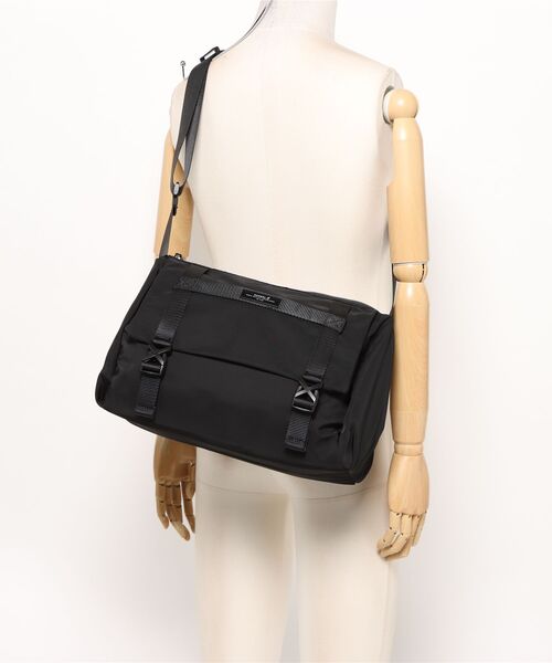KANGOL(カンゴール)の「【 KANGOL Black series / カンゴール 】 5pocket Big Shoulder BAG(ショルダーバッグ・メンズ・ブラック・FREE)」の7枚目の写真