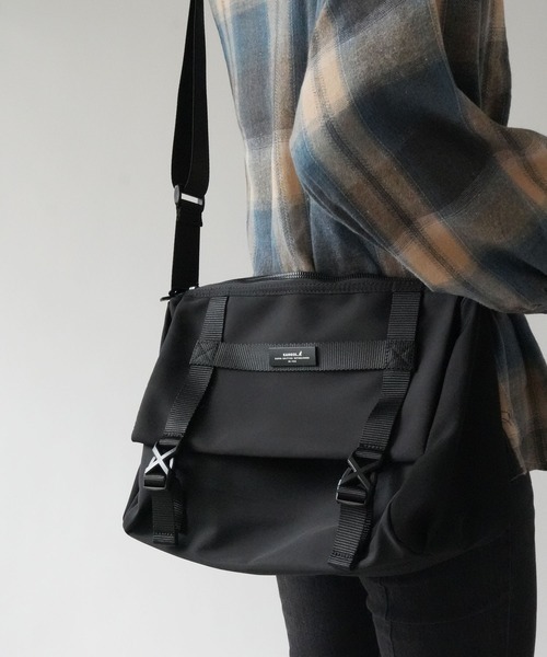 dictionary(ディクショナリー)の「【 KANGOL Black series / カンゴール 】 5pocket Big Shoulder BAG(ショルダーバッグ・メンズ・ブラック・FREE)」の1枚目の写真