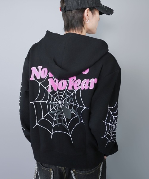 SPINNS（スピンズ）の「短丈ダブルジップパーカー/ストーンロゴ/バックプリント/スパイダーグラフィック/ショート丈（パーカー・メンズ・ブラック/アッシュグレー/ウッドランド・ONESIZE）」の22枚目の写真