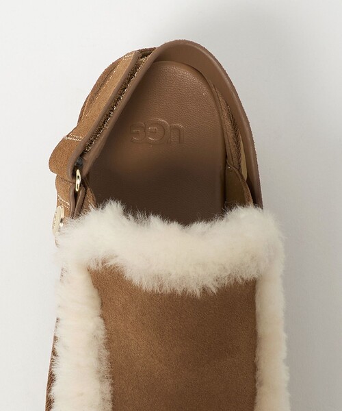UGG(アグ)の「<UGG> W ESMEE CLOG(その他シューズ・レディース・ブラウン系・22cm/25cm/24cm/23cm)」の6枚目の写真