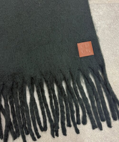 CPCM(シーピーシーエム)の「ふわふわバルキーマフラー(マフラー・レディース・アイボリー/サックスブルー/チャコールグレー/ベージュ/ブラウン・FREE)」の9枚目の写真