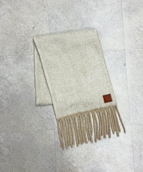 CPCM(シーピーシーエム)の「ふわふわバルキーマフラー(マフラー・レディース・アイボリー/サックスブルー/チャコールグレー/ベージュ/ブラウン・FREE)」の12枚目の写真