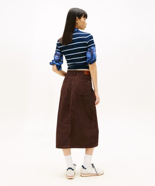 tommy jeans(トミー ジーンズ)の「クレアユーティリティコーデュロイスカート(スカート・レディース・ホワイト/ブラウン系その他・26inch/25inch/27inch)」の5枚目の写真