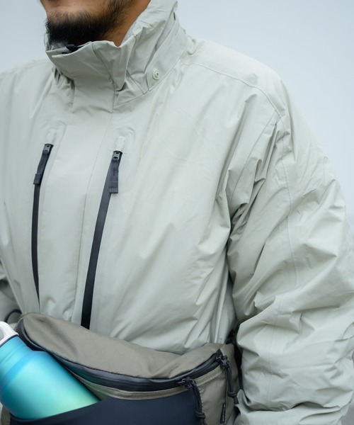 Snow Peak(スノーピーク)の「Snow Peak / GORE-TEX Weatherproof Down Jacket 防水ダウンジャケット(その他トップス・メンズ・ブラック/グレイッシュベージュ/ブルー・M/L/XL)」の12枚目の写真