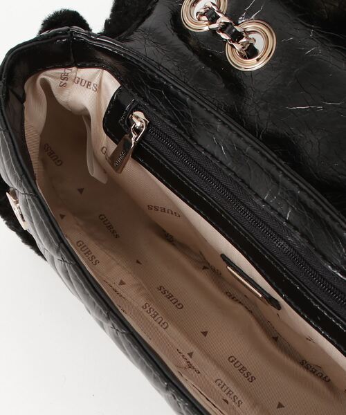 Guess（ゲス）の「CRISTI Convertible Xbody Flap クロスボディ ショルダーバッグ （ショルダーバッグ・レディース・ホワイト/ブラック・ONE SIZE）」の11枚目の写真