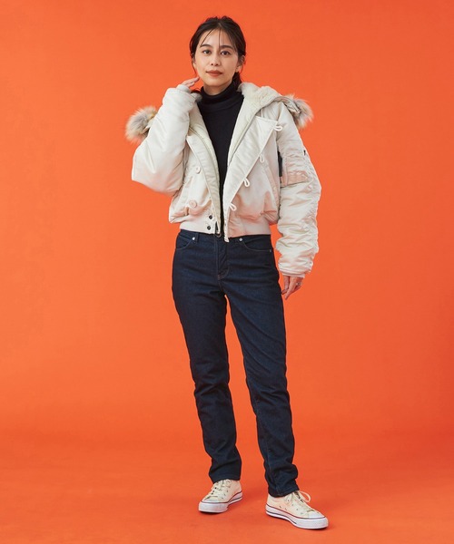 EDWIN(エドウィン)の「EDWIN LADIES 『3層構造であったかい。』デッドエアー BODY FIRE ジャージーズテーパードデニムパンツ【暖】【冬用】(デニムパンツ・レディース・ブラック/インディゴブルー/ダークインディゴブルー・X-SMALL/SMALL/MEDIUM/LARGE)」の19枚目の写真