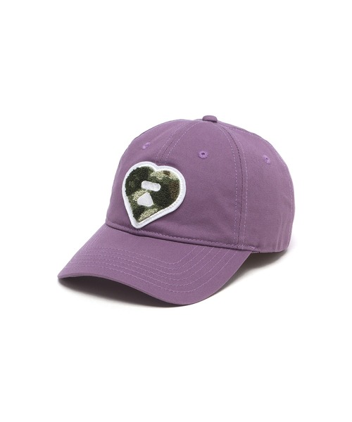 A BATHING APE（アベイシングエイプ）の「HEART LOGO BASEBALL CAP（キャップ・レディース・グリーン/レッド/パープル/ネイビー・FREE）」の3枚目の写真