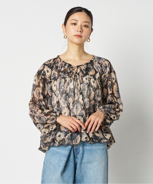 HELIOPOLE（エリオポール）の「DEVEAUX PRINT GATHERED BLOUSE（シャツ/ブラウス・レディース・ホワイト×ブラック/オレンジ系その他・38）」の2枚目の写真