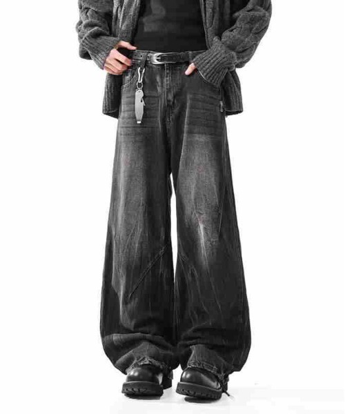 NEW GENTLEMAN（ニュージェントルマン）の「ノルマンディーデニム ワイドバギー バルーン バレル パンツ（デニムパンツ・メンズ・ブルー/ブラック・L/M/S）」の4枚目の写真