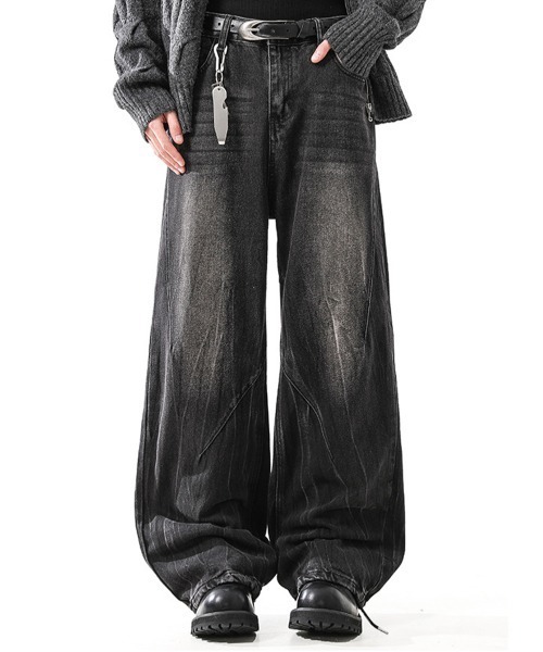 NEW GENTLEMAN（ニュージェントルマン）の「ノルマンディーデニム ワイドバギー バルーン バレル パンツ（デニムパンツ・メンズ・ブルー/ブラック・L/M/S）」の8枚目の写真