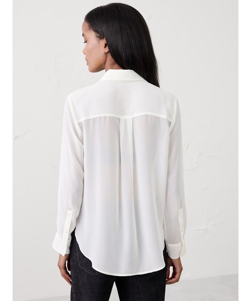 BANANA REPUBLIC FACTORY STORE(バナナリパブリック ファクトリーストア)の「BANANA REPUBLIC FACTORY STORE タキシードビブ ブラウス(シャツ/ブラウス・レディース・ホワイト/ブラック・L/M/S/XS)」の4枚目の写真