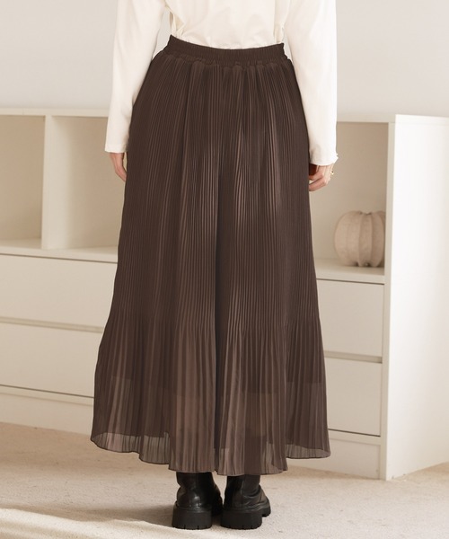 DAY CLOSET(デイ クローゼット)の「【裏起毛/消しプリーツ加工/シワになりにくい】ウエストすっきり、裾ふんわり。ロング丈シフォンスカート レディース(スカート・レディース・グリーン/ブラウン/モカ/ブラック・M/L)」の14枚目の写真