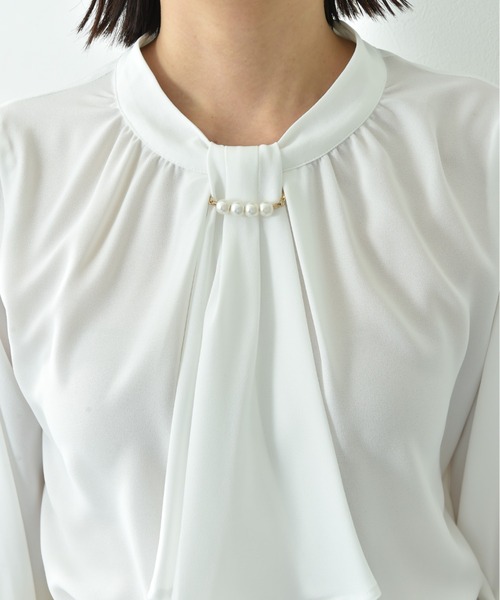 INTERPLANET(インタープラネット)の「モスクレープスカーフタイパール付9分袖ブラウス(シャツ/ブラウス・レディース・ネイビー/ラベンダー/オフホワイト・FREE)」の18枚目の写真