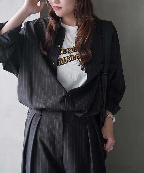 SOLAMONAT LARME(ソラモナラーム)の「ストライプシャツ(シャツ/ブラウス・レディース・グレー/チャコール/ブラック・38)」の22枚目の写真