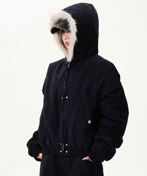 ADDITION STORE(アディションストア)の「【再入荷】ファー 中綿キルト ジップブルゾン / Fur quilted zip-up jacket / asfj(ブルゾン・レディース・グレー/ブラック・SMALL/MEDIUM/LARGE)」の8枚目の写真