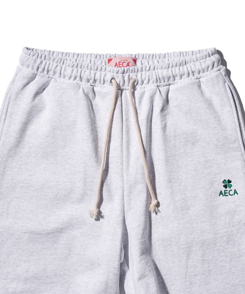 AECA(エイカ)の「EVERYDAY AECA CLOVER STRAIGHT SHORTS-LIGHT GREY(その他パンツ・メンズ・その他・MEDIUM/LARGE/SMALL/X-LARGE)」の4枚目の写真