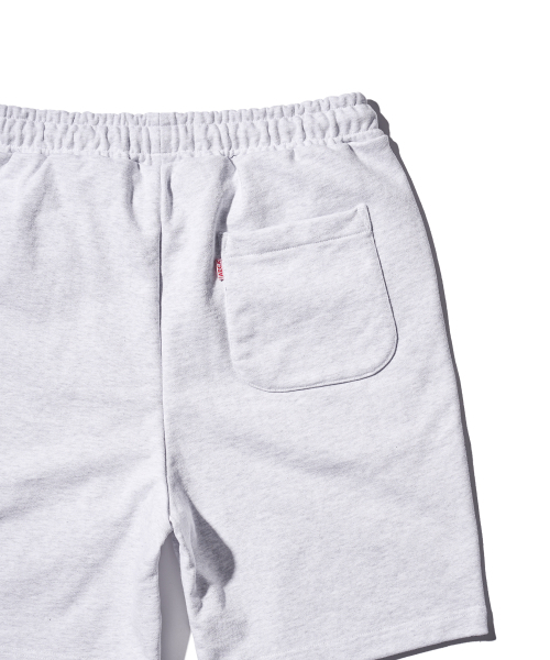 AECA(エイカ)の「EVERYDAY AECA CLOVER STRAIGHT SHORTS-LIGHT GREY(その他パンツ・メンズ・その他・MEDIUM/LARGE/SMALL/X-LARGE)」の2枚目の写真