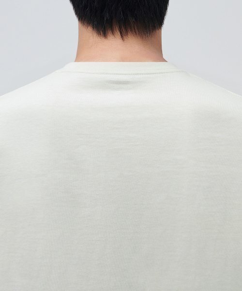 MUSINSA STANDARD（ムシンサスタンダード）の「ベーシッククルーネックTシャツ [ダスティクリーム]（Tシャツ/カットソー・メンズ・その他・XX-LARGE/XXX-LARGE/SMALL/MEDIUM/LARGE/X-LARGE）」の4枚目の写真