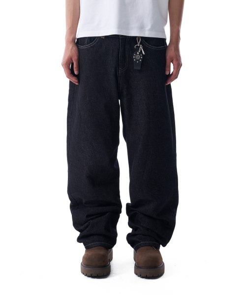 AAKAM(アーカム)の「Waist Contrast Denim Pants (Black)(デニムパンツ・レディース・その他・1/2)」の6枚目の写真