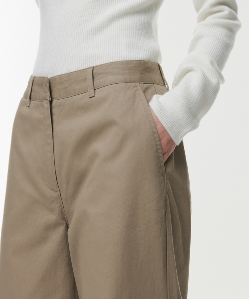 MUSINSA STANDARD WOMAN（ムシンサスタンダードウーマン）の「レディースワイドCcinoパンツ[ベージュ]（その他パンツ・レディース・その他・30/24/25/26/27/28/29）」の5枚目の写真