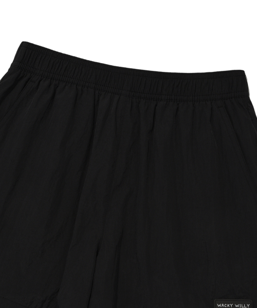 Wacky WiLLy(ワッキーウィリー)の「ウィメンズナイロンバンディングショートパンツブラック(その他パンツ・レディース・その他・SMALL/MEDIUM)」の4枚目の写真