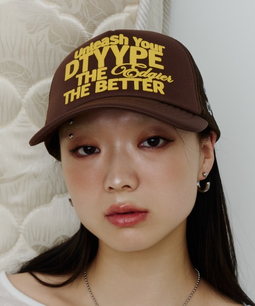 DTYYPE(ドタイプ)の「パフプリントメッシュキャップ(キャップ・レディース・ブラック/レッド/ブラウン・FREE)」の2枚目の写真