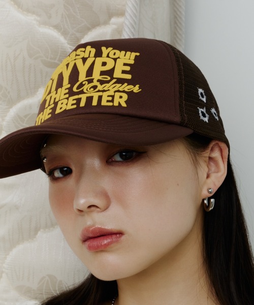 DTYYPE(ドタイプ)の「パフプリントメッシュキャップ(キャップ・レディース・ブラック/レッド/ブラウン・FREE)」の5枚目の写真