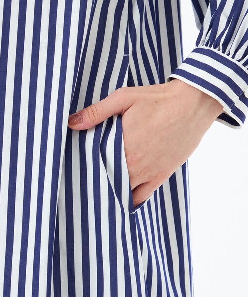 MACKINTOSH PHILOSOPHY（ﾏｯｷﾝﾄｯｼｭ ﾌｨﾛｿﾌｨｰ）の「【WEB&一部店舗限定】THOMAS MASON ギャザーワンピース（ワンピース・レディース・ブラック/ダークネイビー・36/38）」の9枚目の写真