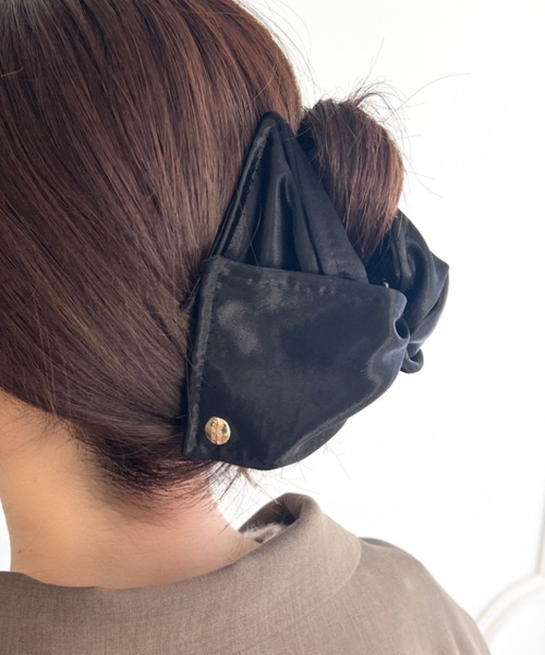 セール】【動画あり】クロスデザイン サテンヘアクリップ 大きめ