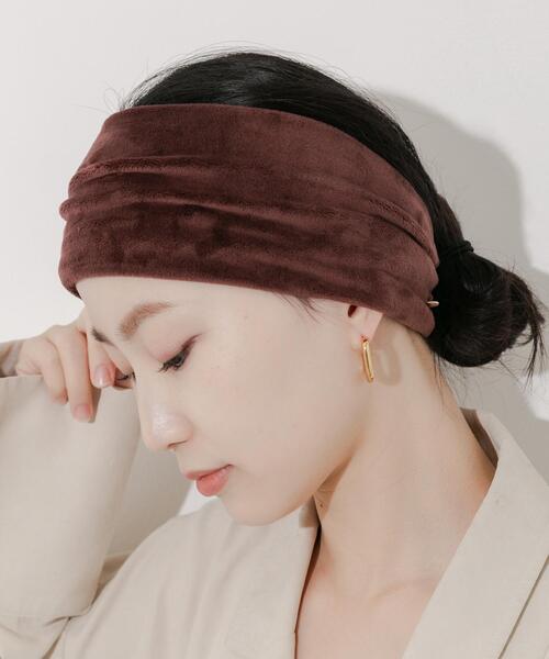 SMELLY(スメリー)の「ベロアワイドヘアバンド(ヘアバンド・レディース・ダークブラウン/ブラック・-)」の8枚目の写真