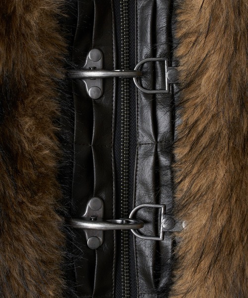 FTW(エフティダブリュー)の「【UNISEX】LEATHER POINT FUR BLOUSON(ブルゾン・レディース・ブラウン・LARGE/MEDIUM/SMALL)」の5枚目の写真