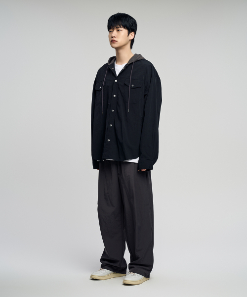 SLOW RECORD HOUSE(スローレコードハウス)の「ナイロンフードシャツ_ブラック(シャツ/ブラウス・レディース・その他・SMALL/MEDIUM/LARGE)」の5枚目の写真
