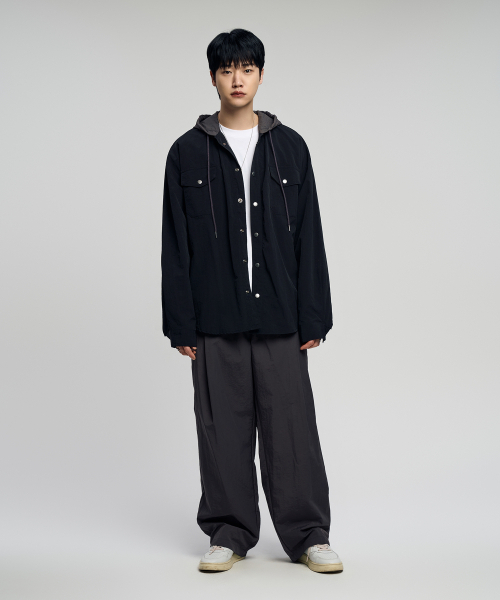 SLOW RECORD HOUSE(スローレコードハウス)の「ナイロンフードシャツ_ブラック(シャツ/ブラウス・レディース・その他・SMALL/MEDIUM/LARGE)」の8枚目の写真