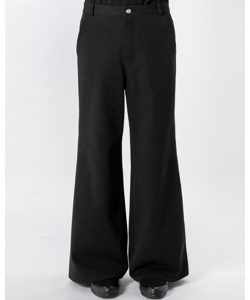 KIRYU(キリュウ)の「WASHED DENIM WIDE FLARE PANTS(デニムパンツ・メンズ・ブラック・MEDIUM)」の1枚目の写真