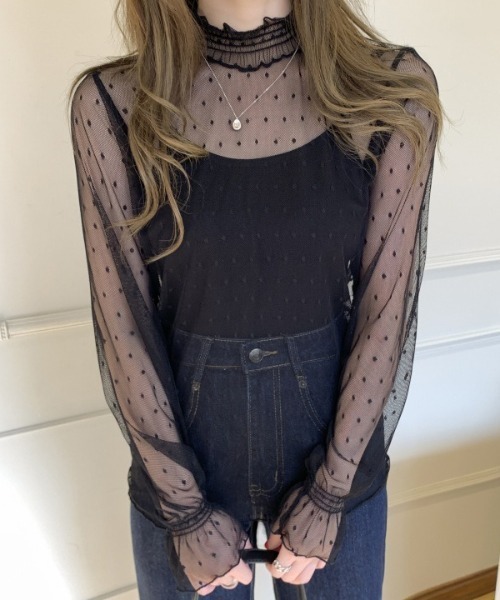 SHEPP(シープ)の「【26年春新作】メロウフリル ハイネック ドットチュールシアートップス(Tシャツ/カットソー・レディース・ブラック/アイボリー/ホワイト・M/L)」の6枚目の写真