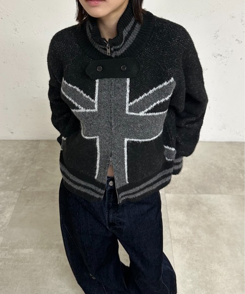 FTW(エフティダブリュー)の「UK MOTIF ZIPUP KNIT(カーディガン/ボレロ・レディース・ブラック/ベージュ・MEDIUM/LARGE/SMALL)」の6枚目の写真