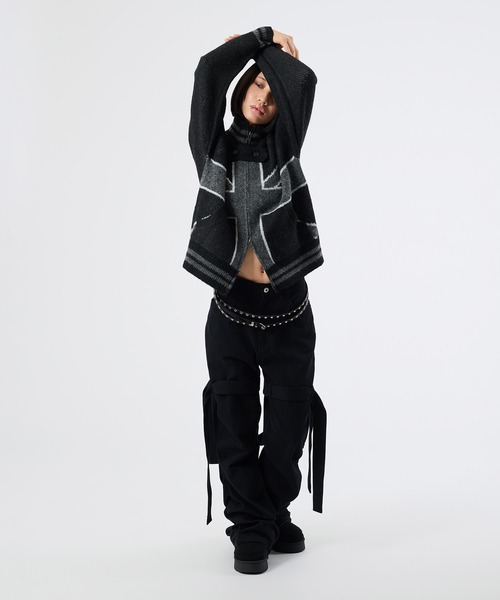 FTW(エフティダブリュー)の「UK MOTIF ZIPUP KNIT(カーディガン/ボレロ・レディース・ブラック/ベージュ・MEDIUM/LARGE/SMALL)」の17枚目の写真